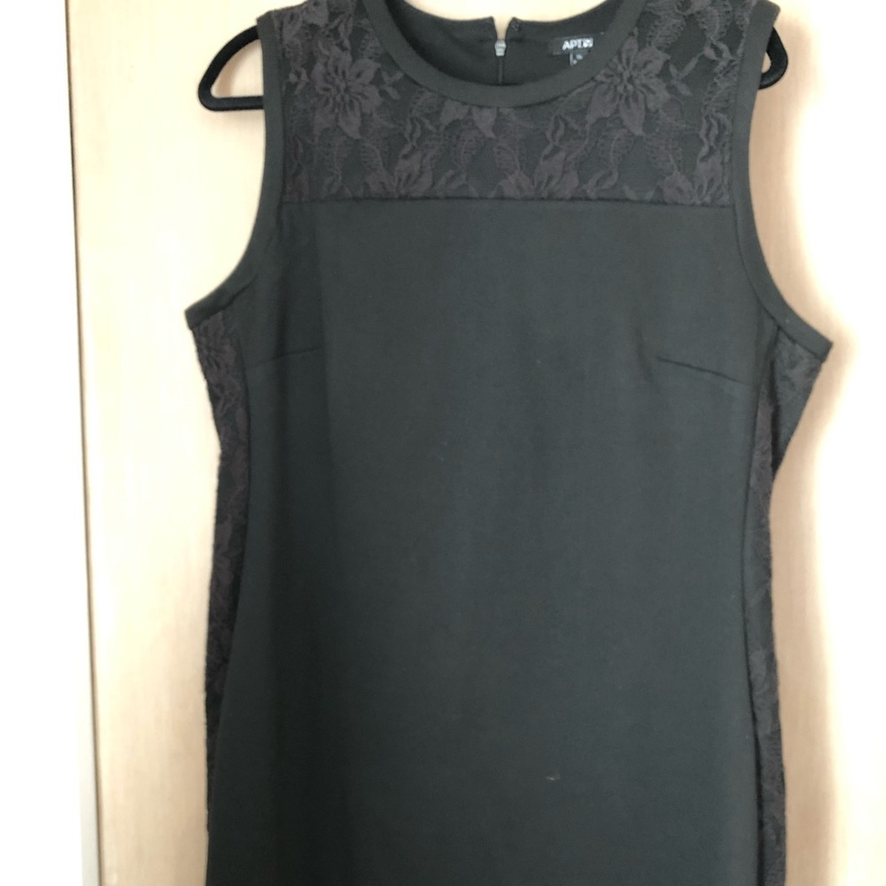 Black sleeveless dress with lace accent